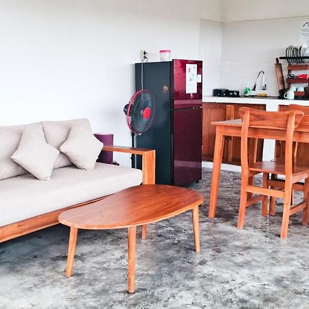 Turtle House Surf & Stay Airsatang Exterior foto